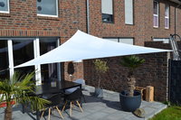 Driehoekzonnezeil 360x360x360 cm - Polyester - wit - waterafstotend en afwasbaar en alle bevestigingsmaterialen