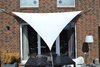 Driehoekzonnezeil 360x360x360 cm - Polyester - wit - waterafstotend en afwasbaar en alle bevestigingsmaterialen